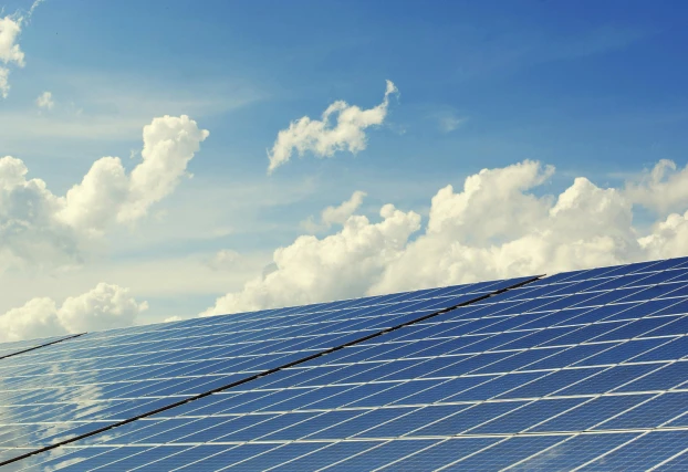 Usina solar fotovoltaica da Ênfase Consultoria Ambiental